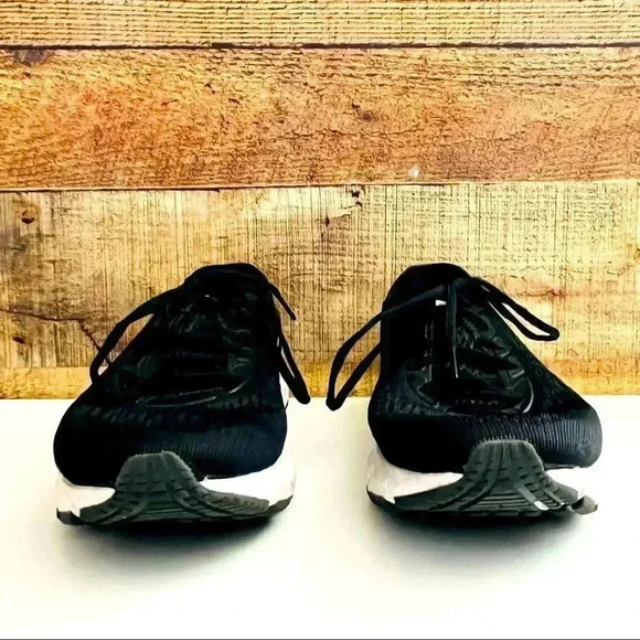 Under Armour HOVR Sonic 4 Sneakers - Picture 4 of 8